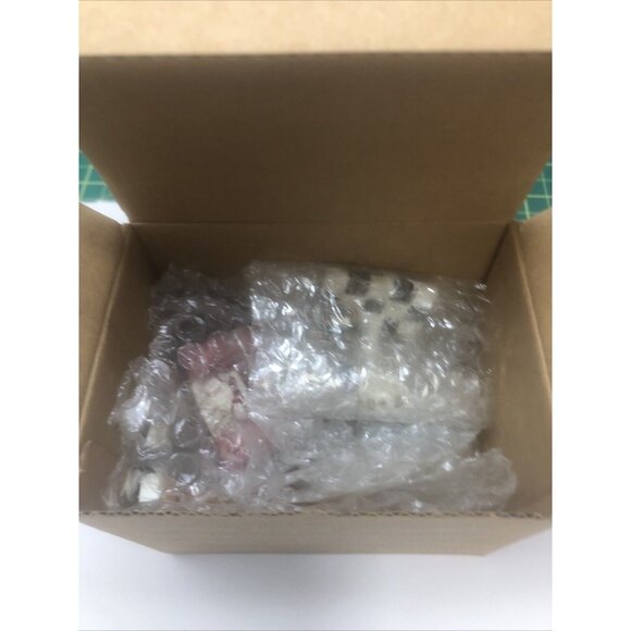 Avon - Victorian Memories Miniature Furniture Collectibles 5 piece- Bathroom - Picture 14 of 14